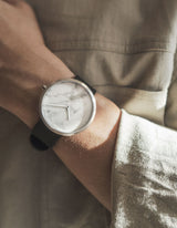 Outline Silver Offwhite 40mm