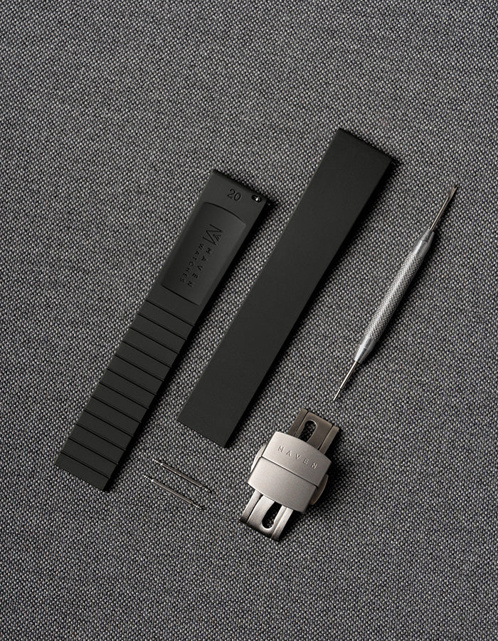 Black CTS FKM Rubber Strap