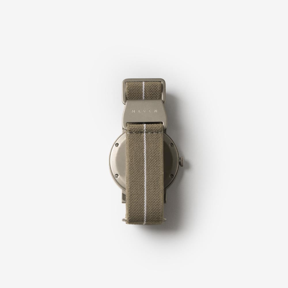 MUS-01 KHAKI P 40MM + Natural Leather Strap Gift Box